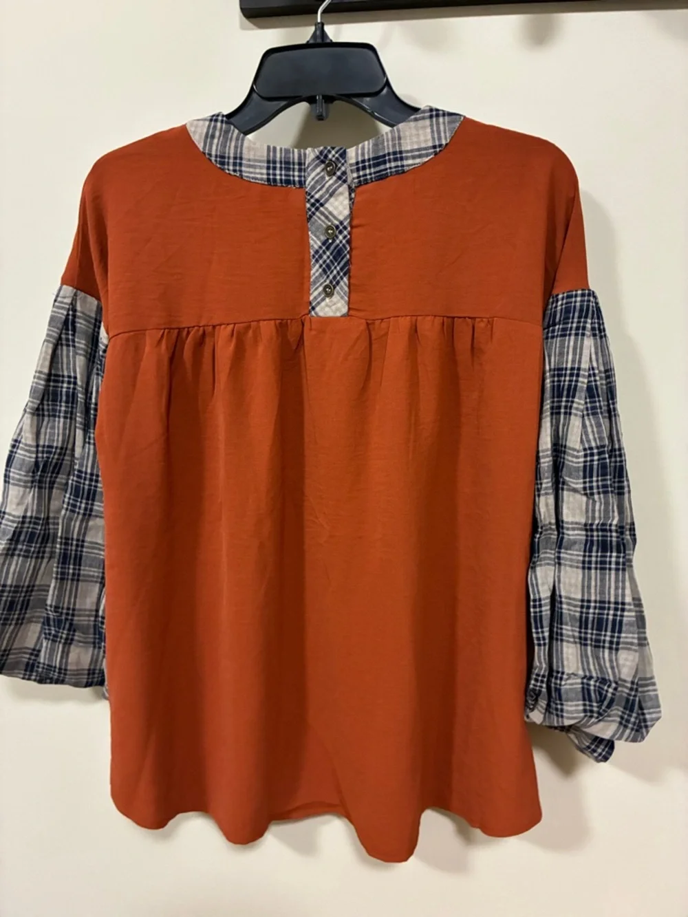 NWOT Entro long sleeve top small - Picture 6 of 6